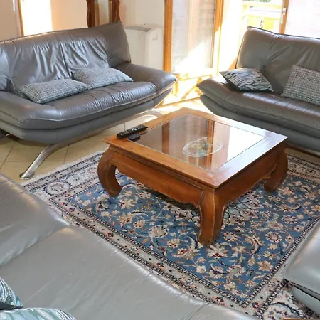 Savoyard Balcon De Villy * Eteaux